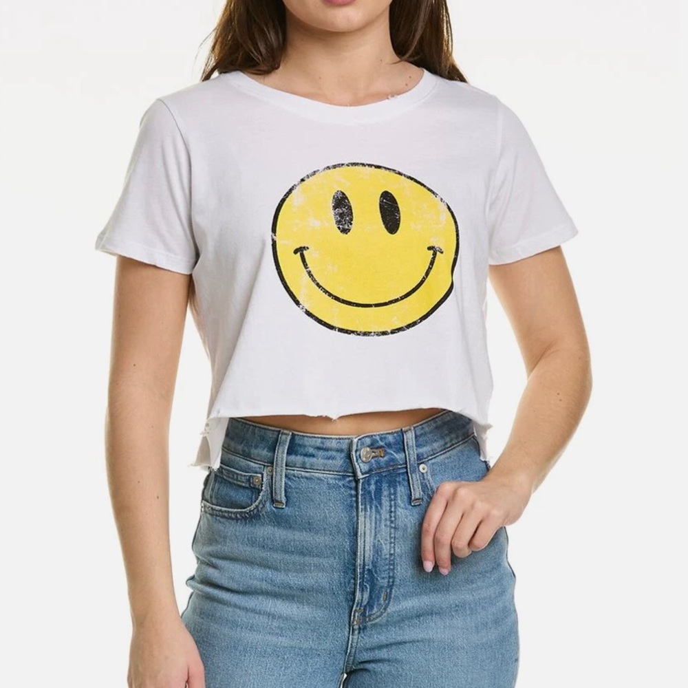 Smiley face cropped t shirt